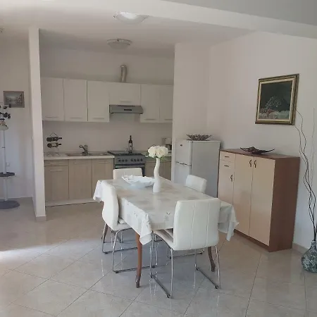 Alda Apartment